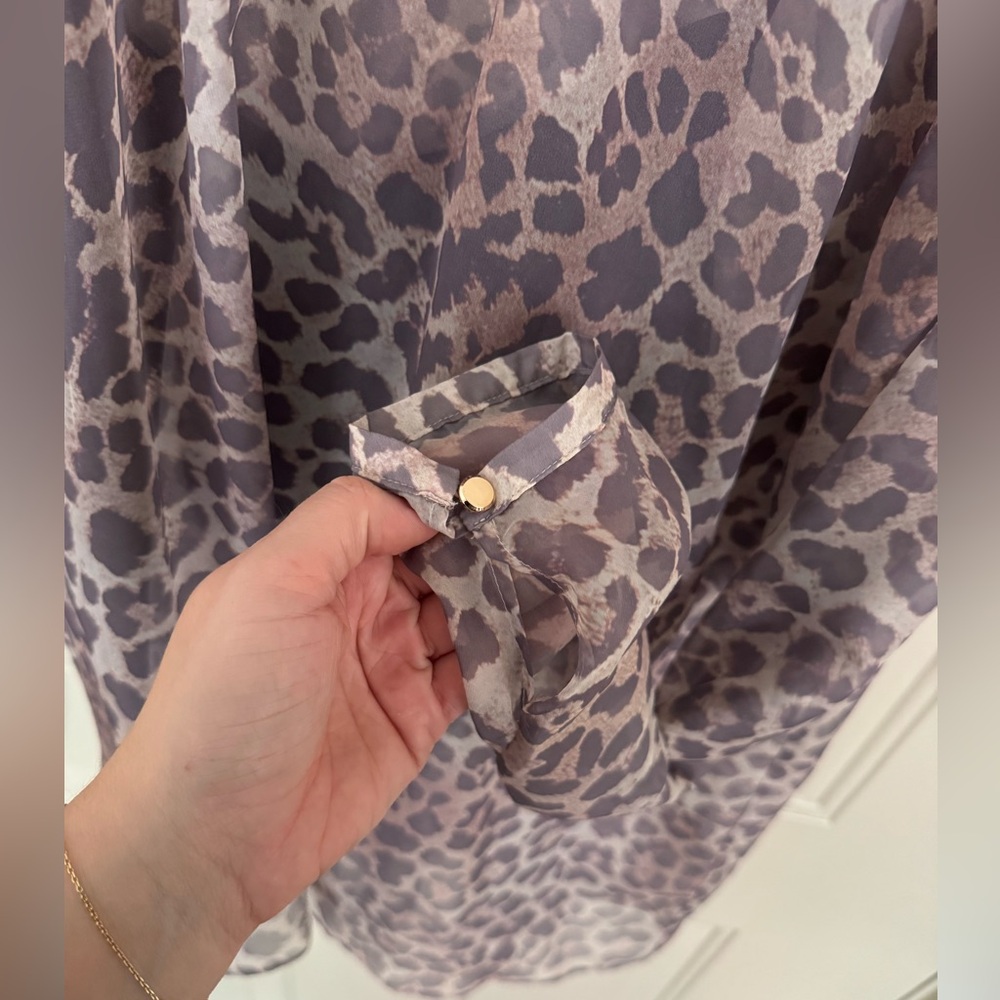 Leopard Top - Picture 5 of 5